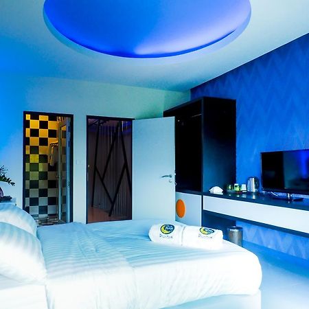 De Ja Moon Hostel 치앙마이 외부 사진