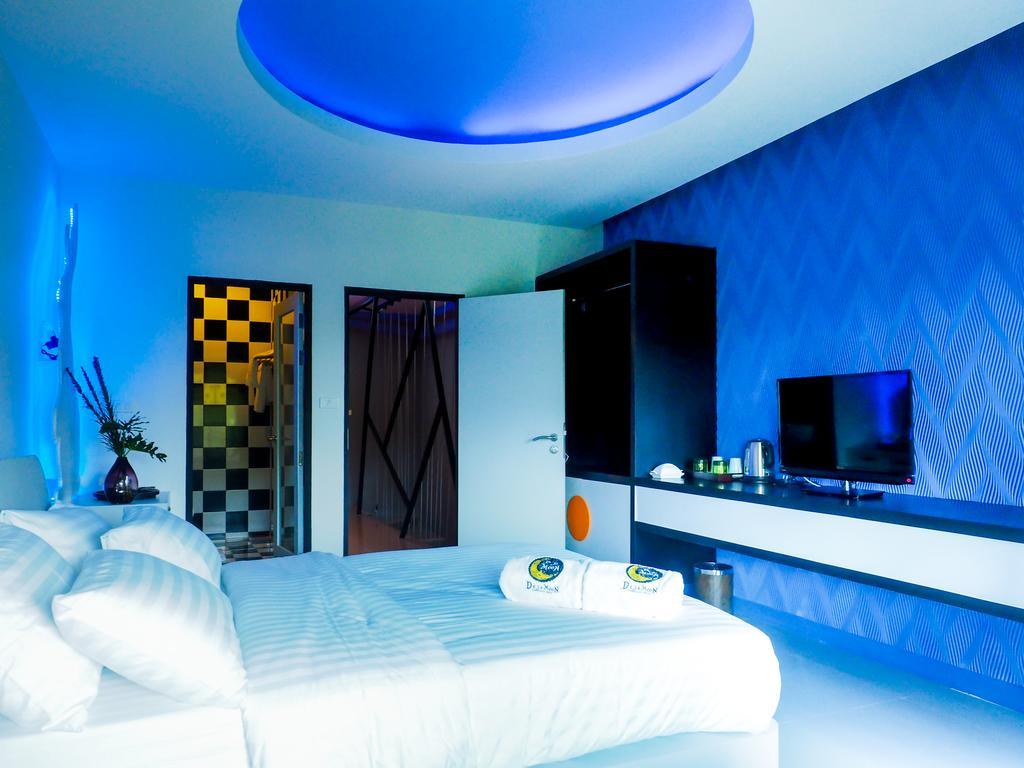 De Ja Moon Hostel 치앙마이 외부 사진